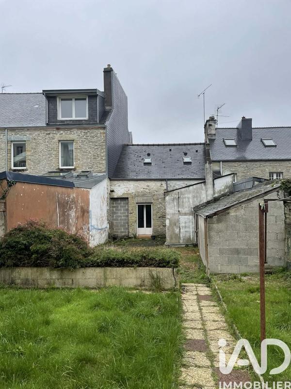 Maison - 85 m² - 5 pièces