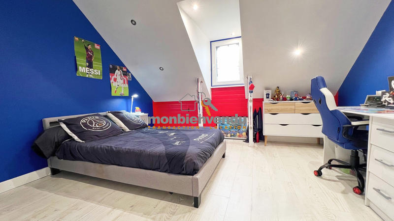 Maison - 143 m² - 7 pièces