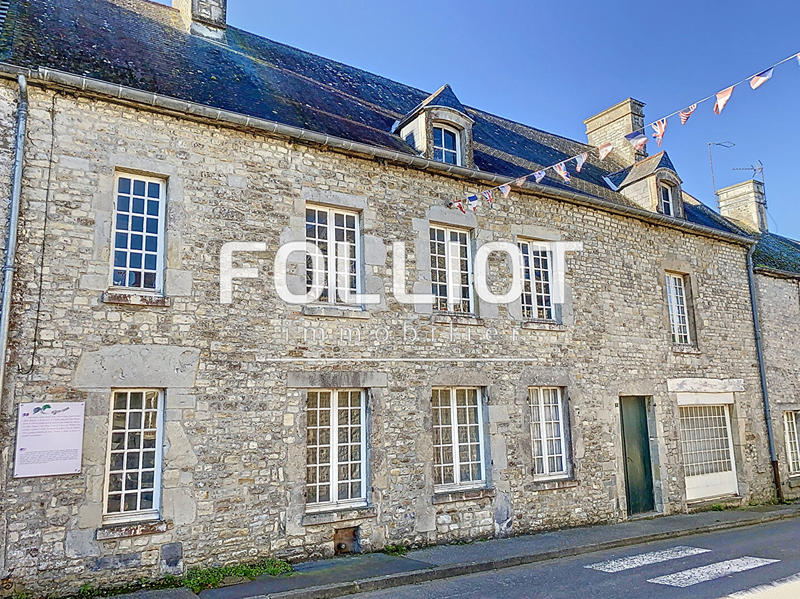 Maison - 180 m² - 8 pièces