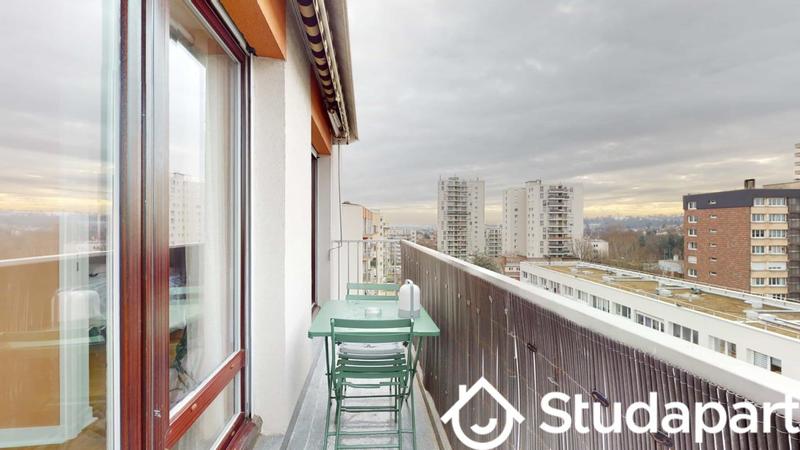 Chambre - 11 m² - 1 pièce