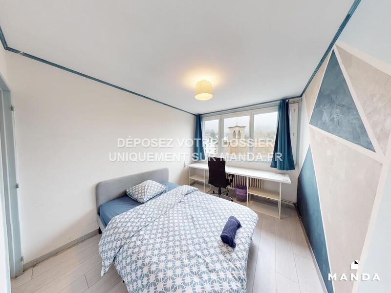 Chambre - 10 m² - 5 pièces