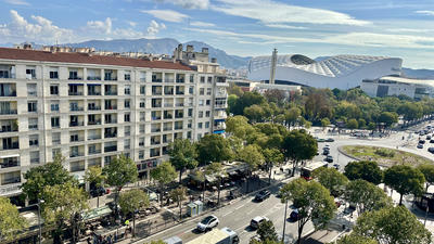 Appartement - 102 m² - 5 pièces