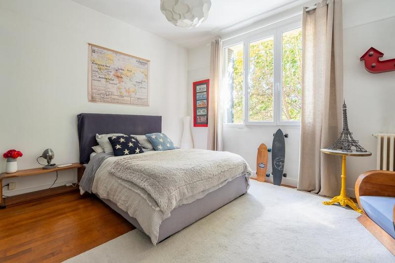 Maison - 259 m² - 10 pièces