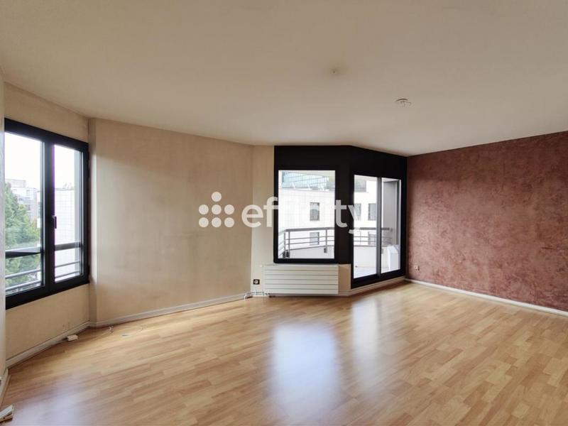 Appartement - 95 m² - 5 pièces