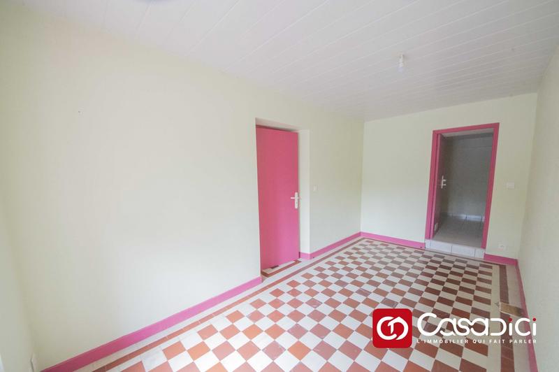 Maison - 96 m² - 5 pièces