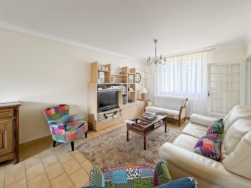 Maison - 96 m² - 5 pièces