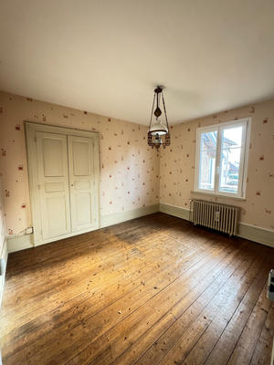 Maison - 98 m² - 6 pièces