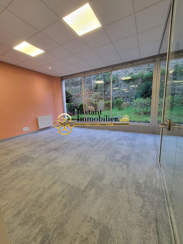 Local d'activités - 200 m²