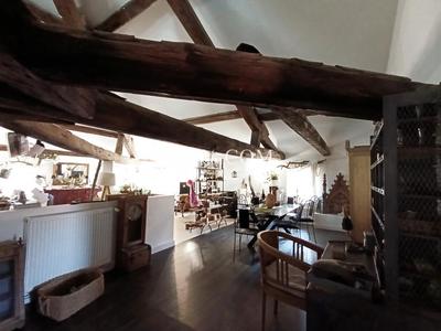 Appartement - 176 m² - 3 pièces