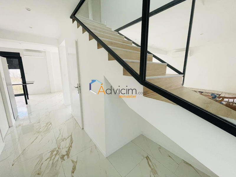 Maison - 145 m² - 6 pièces