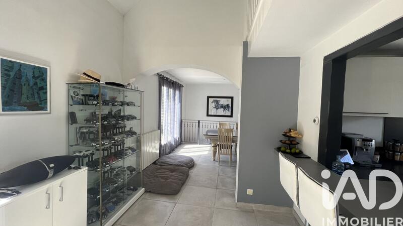 Maison - 140 m² - 5 pièces