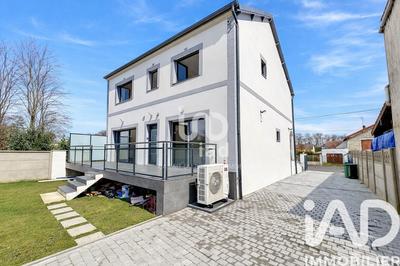 Maison de maîtres - 170 m² - 6 pièces