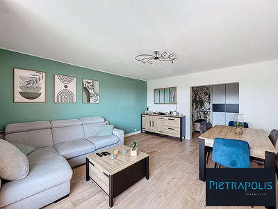 Appartement - 104 m² - 5 pièces