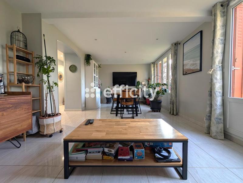 Appartement - 70 m² - 3 pièces