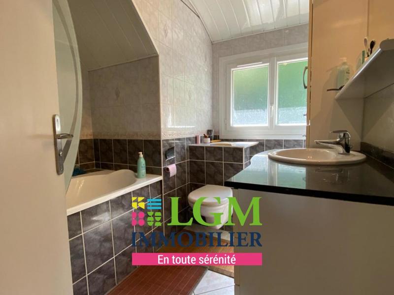 Maison - 182 m² - 6 pièces