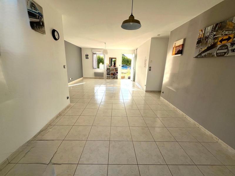 Maison - 104 m² - 5 pièces