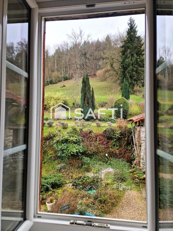 Maison - 300 m² - 9 pièces