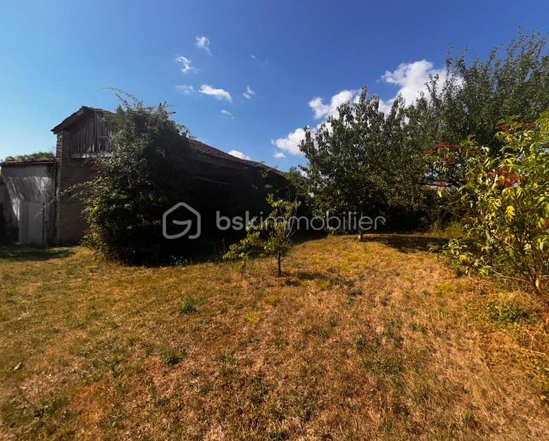 Maison - 220 m² - 6 pièces