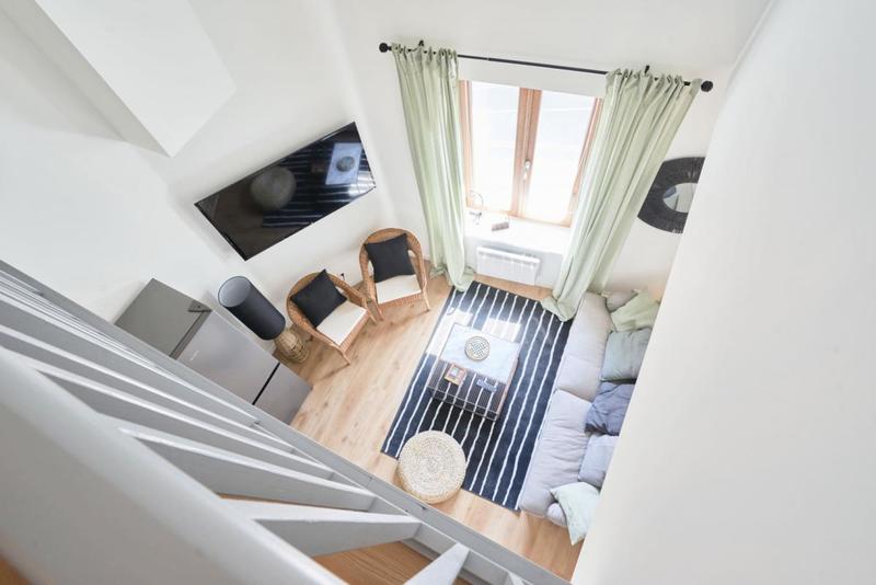 Duplex - 106 m² - 7 pièces