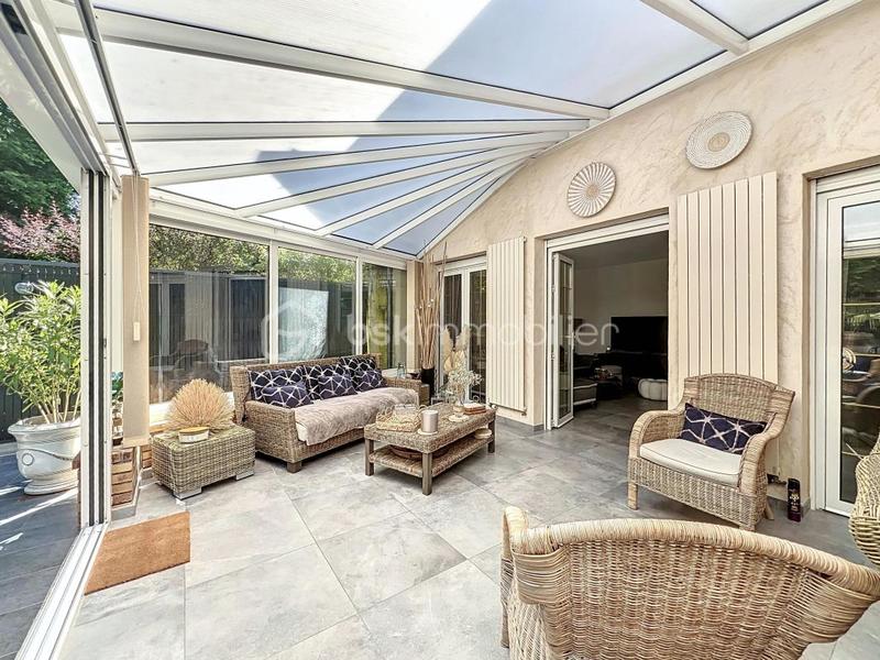 Maison - 102 m² - 6 pièces