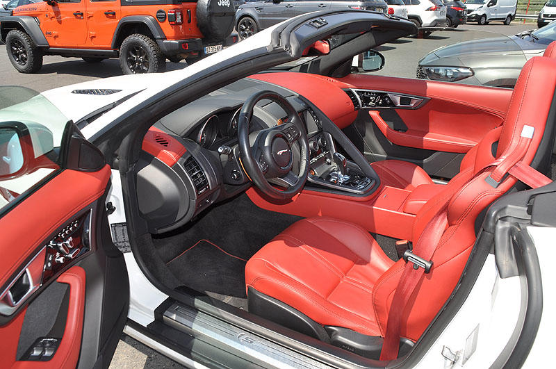 Jaguar F-Type cabriolet 380cv