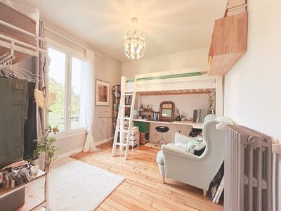 Maison - 121 m² - 5 pièces