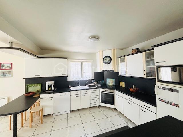 Villa - 145 m² - 7 pièces