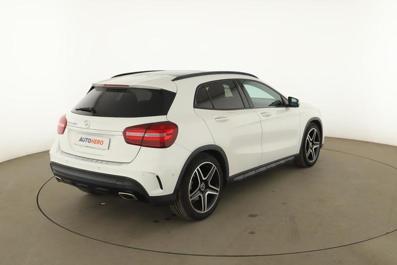 Mercedes Gla 200 Fascination 7g-Dct 156 ch
