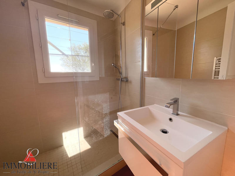 Maison - 88 m² - 3 pièces