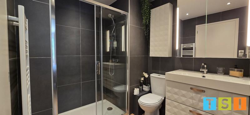 Appartement - 107 m² - 5 pièces