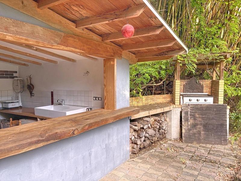 Maison - 203 m² - 7 pièces