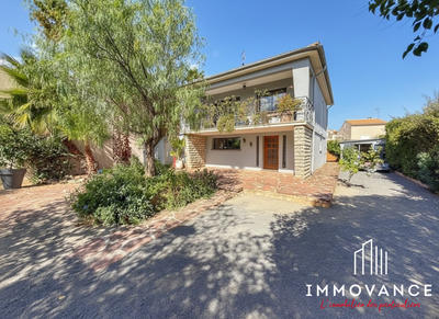 Villa - 152 m² - 6 pièces