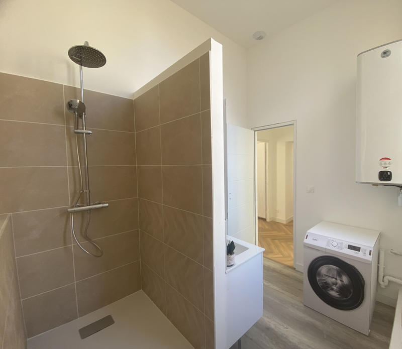 Appartement - 75 m² - 3 pièces