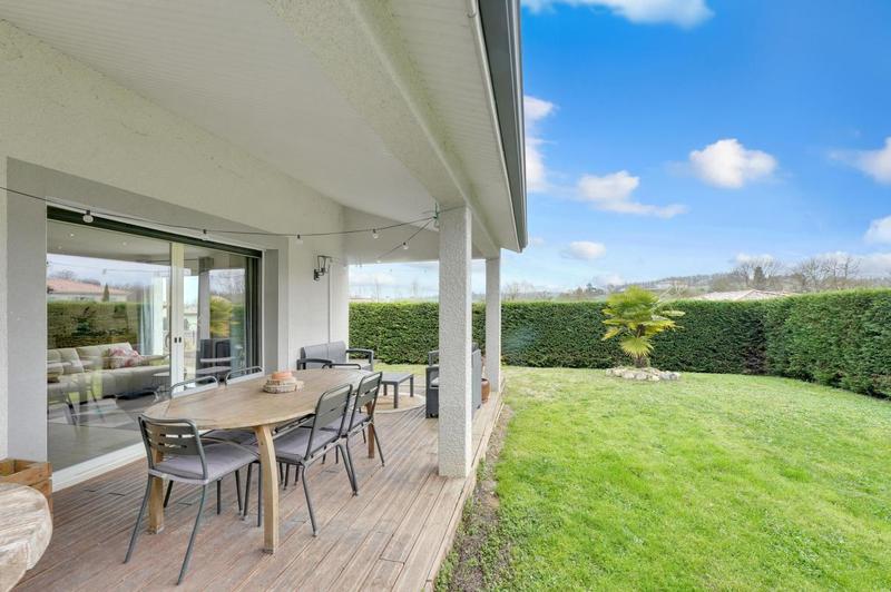 Maison - 110 m² - 5 pièces