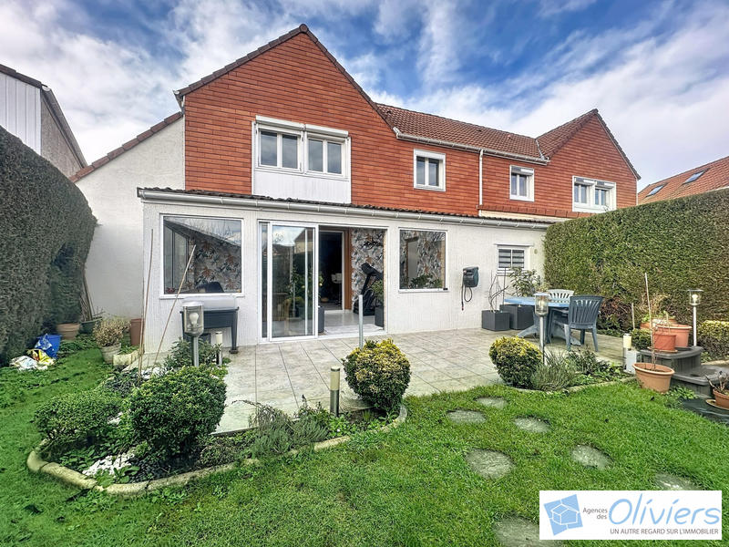 Maison - 147 m² - 6 pièces