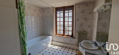 Maison - 110 m² - 9 pièces