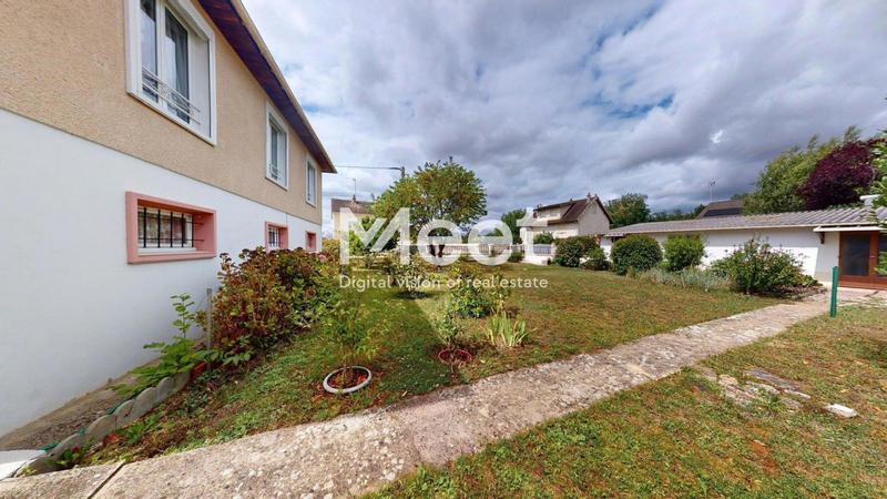 Pavillon - 130 m² - 7 pièces