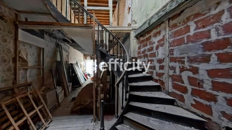 Immeuble - 188 m² - 12 pièces