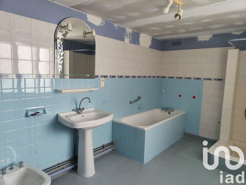 Maison - 186 m² - 5 pièces