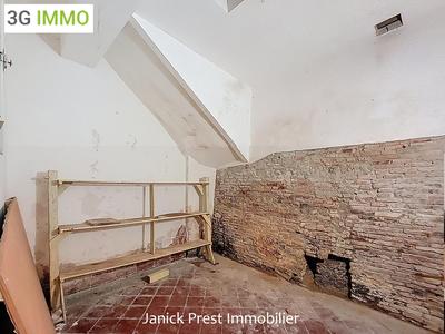 Maison - 203 m² - 10 pièces