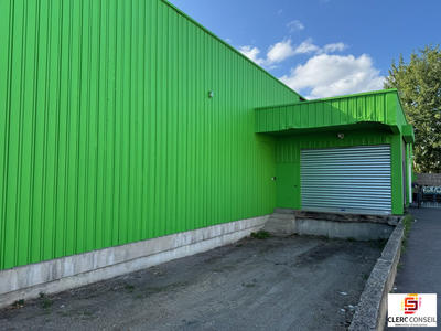 Local d'activités - 388 m²