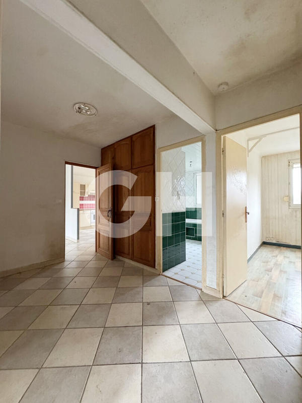 Appartement - 81 m² - 3 pièces