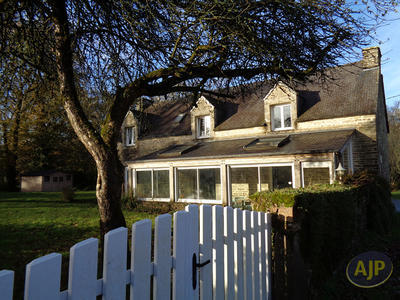 Maison - 168 m² - 6 pièces