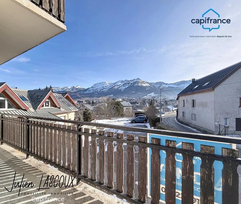 Maison - 187 m² - 7 pièces