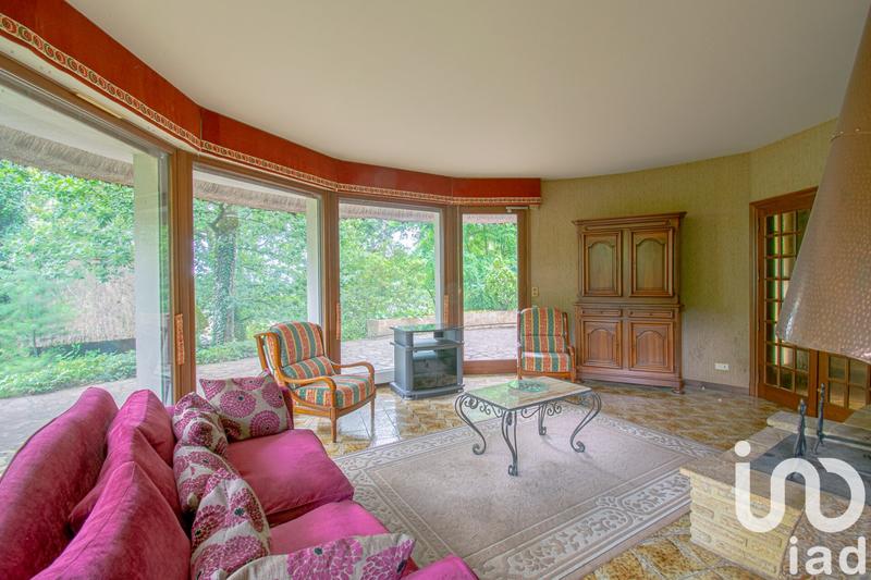 Maison - 333 m² - 8 pièces