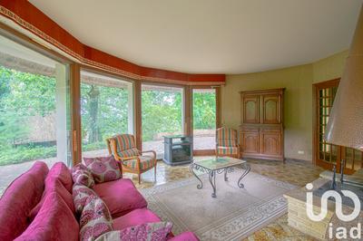 Maison - 333 m² - 8 pièces