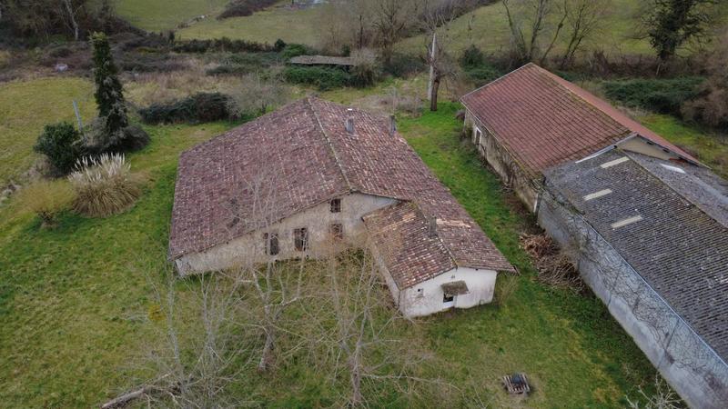 Maison - 180 m² - 7 pièces