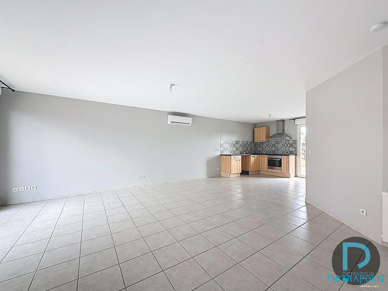 Maison - 88 m² - 7 pièces