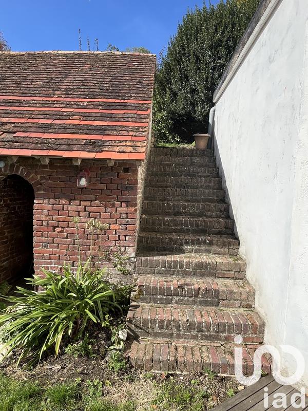 Maison - 252 m² - 7 pièces