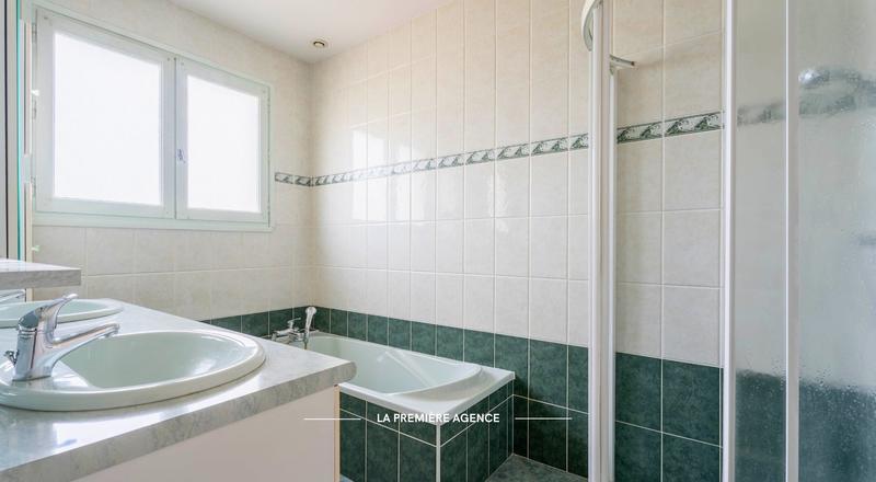 Maison - 96 m² - 4 pièces